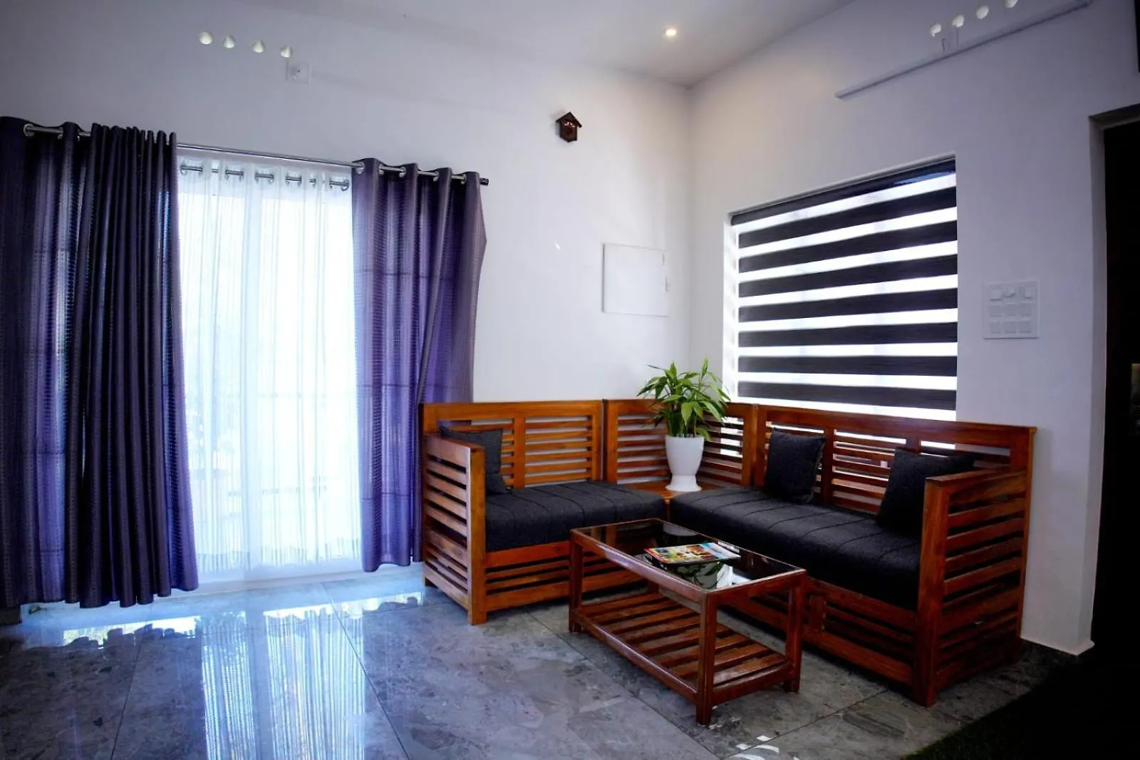 Vaishnavam Double Bedroom Villa 테카디